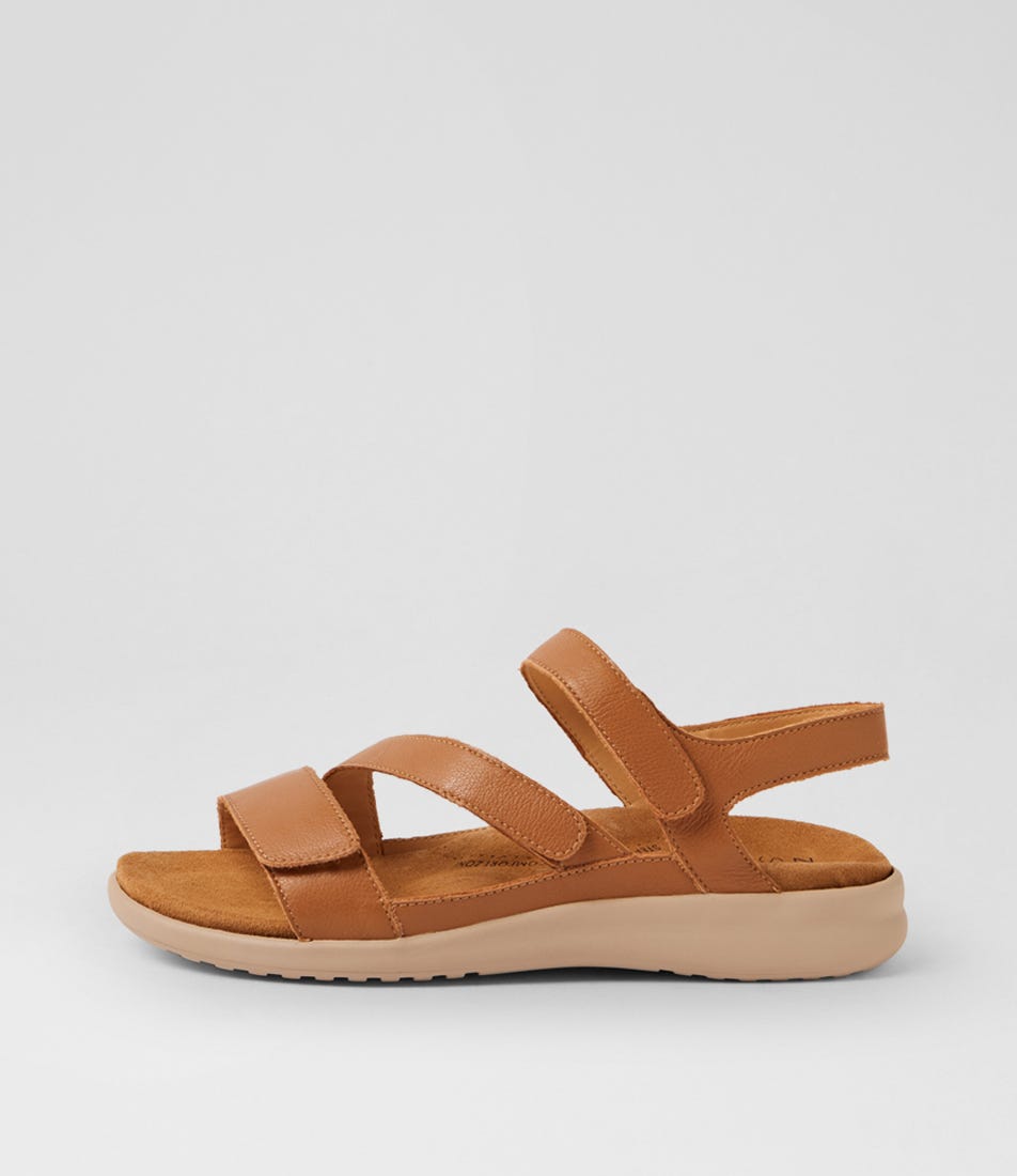 Boyde Xw Dark Tan Almond Leather Sandals