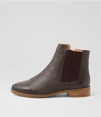 Solvei Xf Choc Leather Chelsea Boots