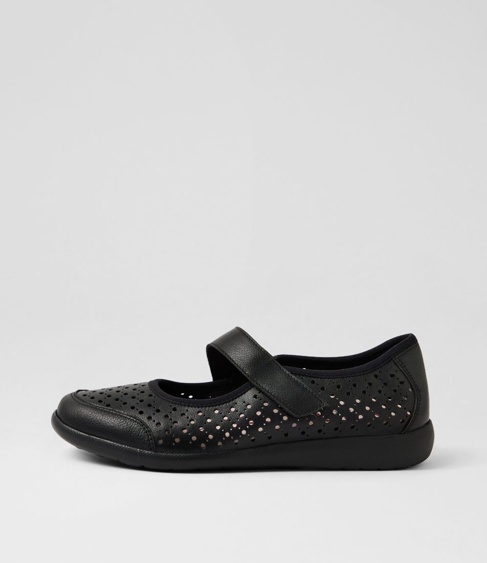 Ursi Xf Black Leather Flat Shoes