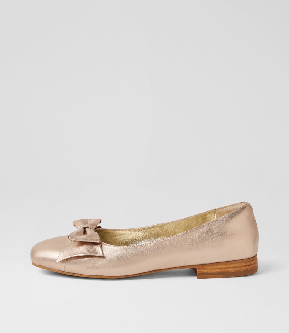 Debbine W Champagne Leather Ballet Flats